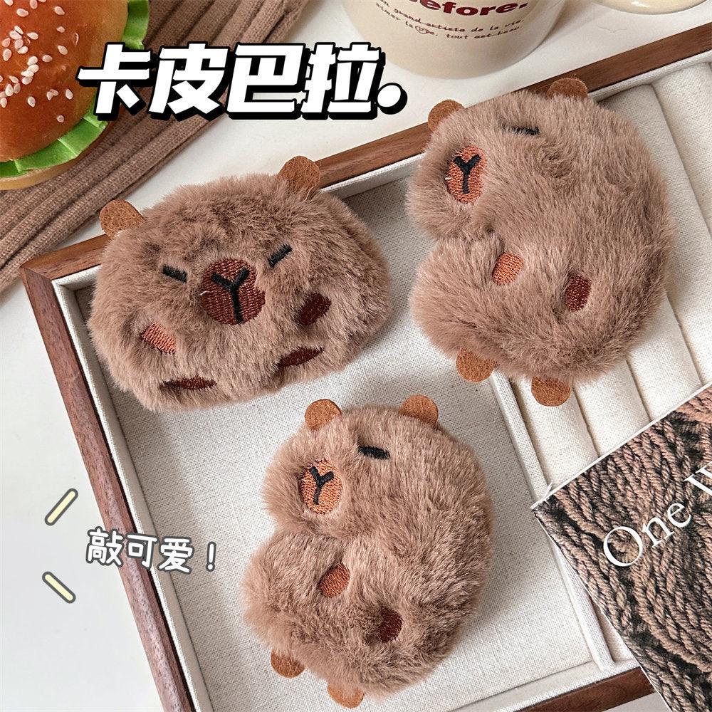Plush Capybara Pendant - Twinkle Forest